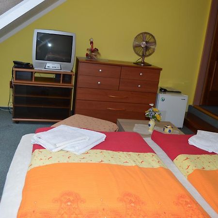Hotel Paradise Ostrava Dış mekan fotoğraf