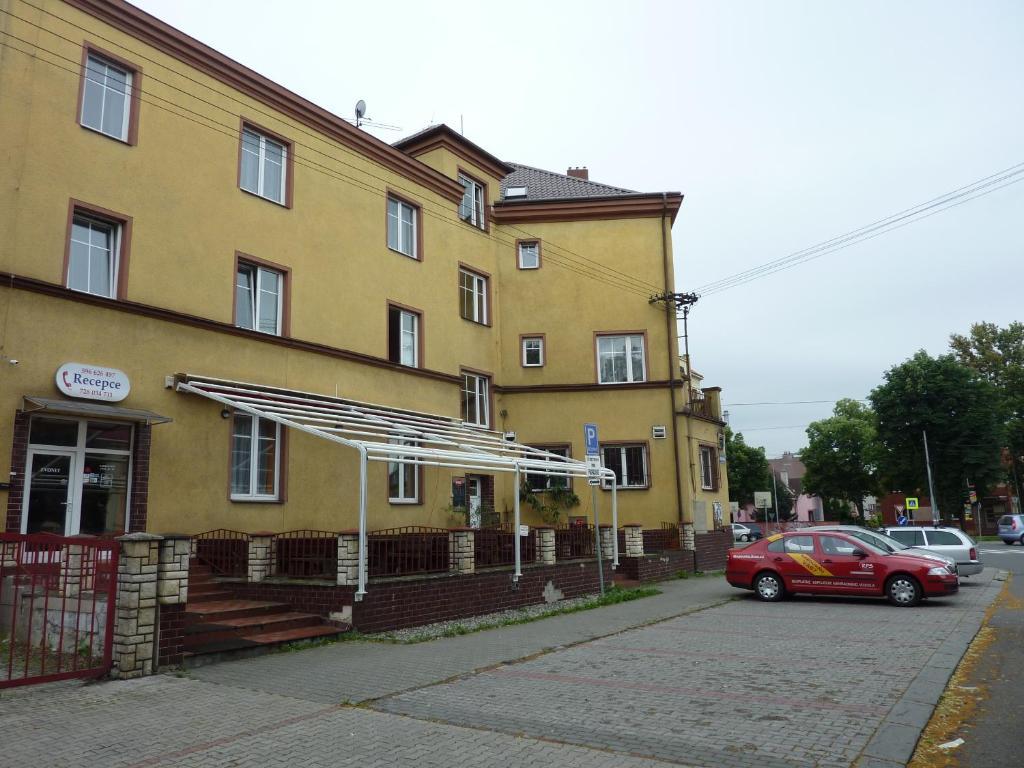Hotel Paradise Ostrava Dış mekan fotoğraf