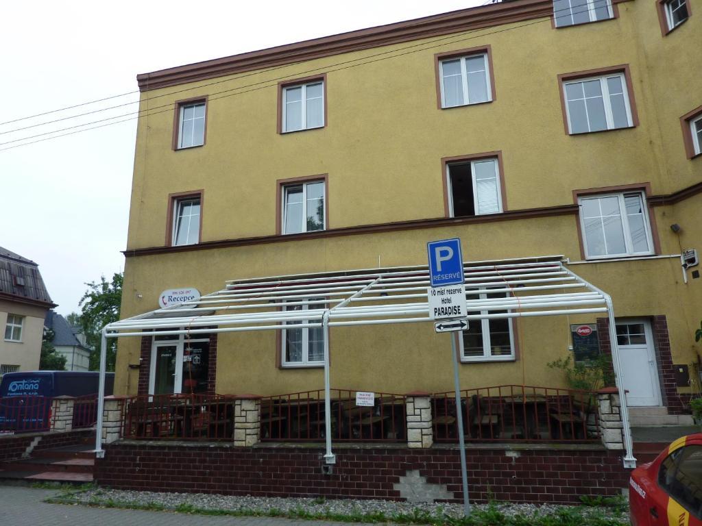 Hotel Paradise Ostrava Dış mekan fotoğraf