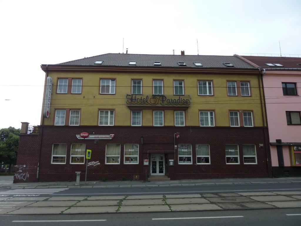 Hotel Paradise Ostrava Dış mekan fotoğraf
